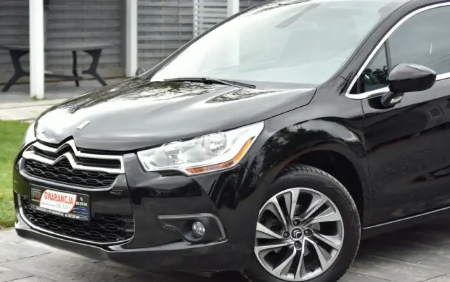 CITROËN DS4 E-HDi 110 EGS6 SoChic