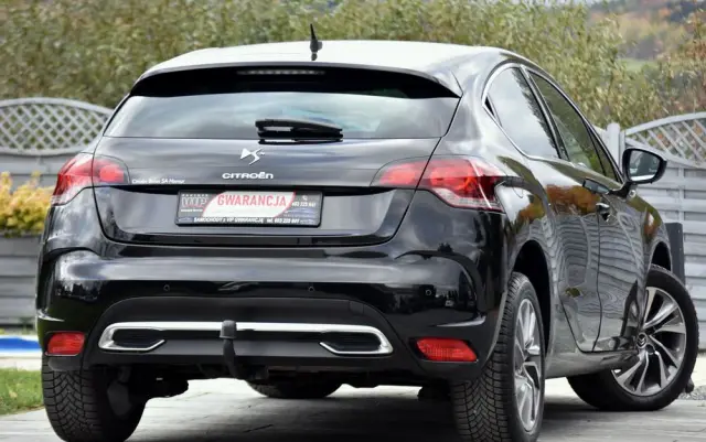 CITROËN DS4 E-HDi 110 EGS6 SoChic