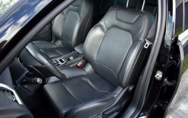 CITROËN DS4 E-HDi 110 EGS6 SoChic