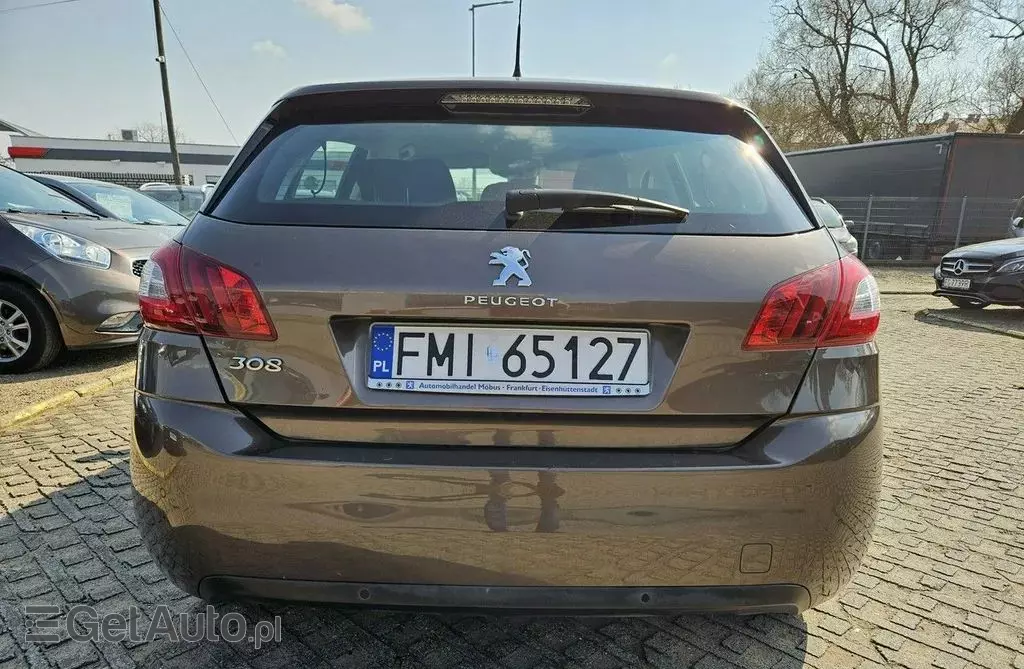 PEUGEOT 308 