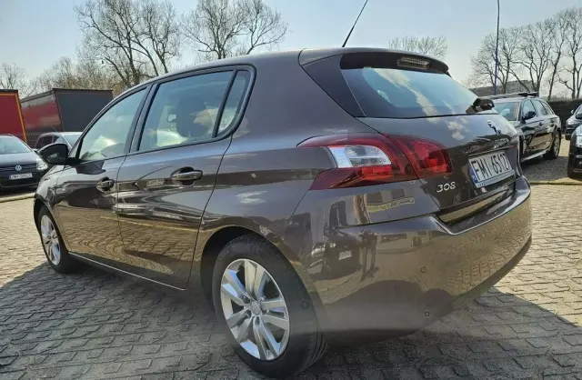 PEUGEOT 308 