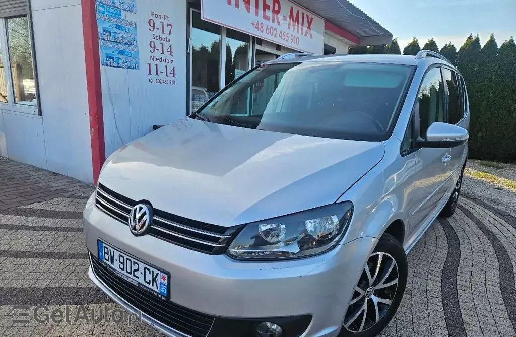 VOLKSWAGEN Touran 