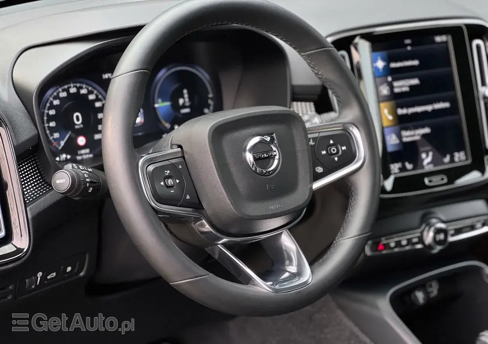 VOLVO XC 40 T5 Plug-In Hybrid R-Design