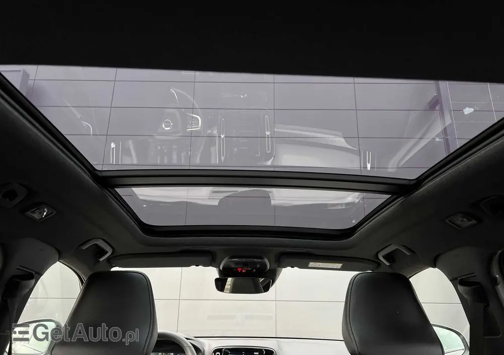VOLVO XC 40 T5 Plug-In Hybrid R-Design