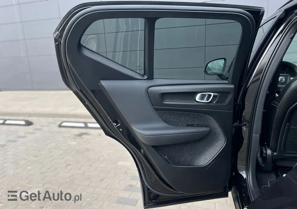 VOLVO XC 40 T5 Plug-In Hybrid R-Design