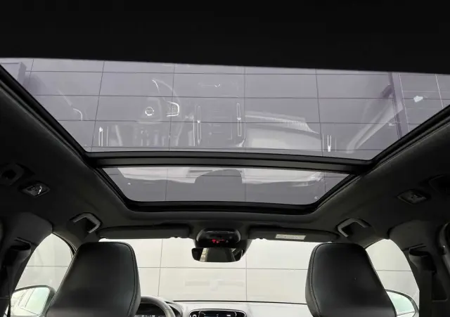 VOLVO XC 40 T5 Plug-In Hybrid R-Design
