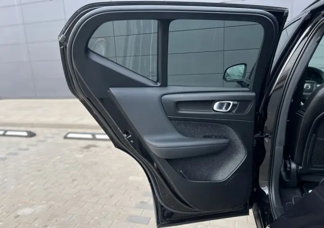 VOLVO XC 40 T5 Plug-In Hybrid R-Design