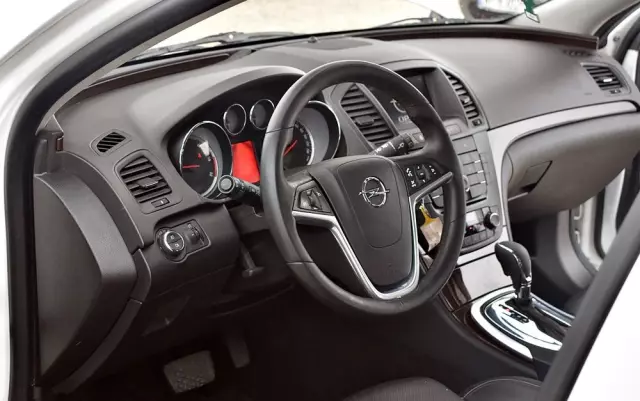 OPEL Insignia 2.0 CDTI automatik Cosmo