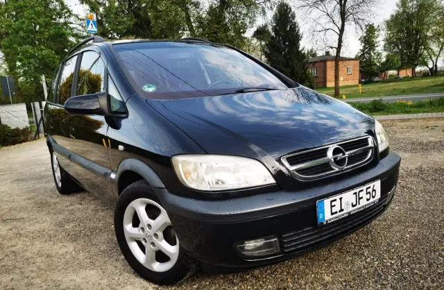 OPEL Zafira 