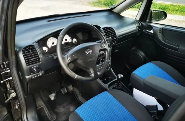 OPEL Zafira 