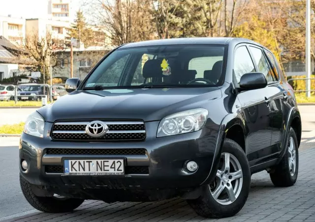 TOYOTA RAV4 