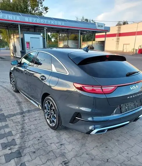 KIA Proceed 