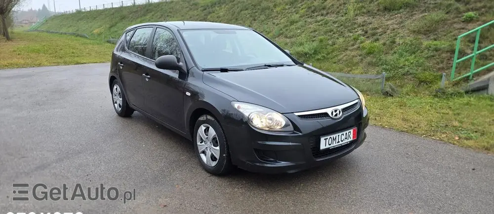 HYUNDAI I30 1.4 Base +