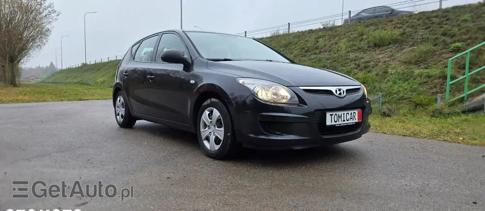 HYUNDAI I30 1.4 Base +
