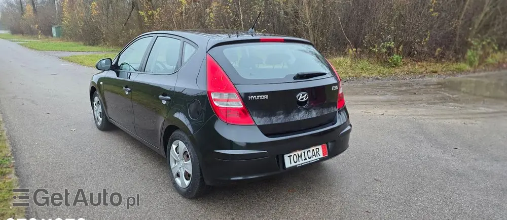 HYUNDAI I30 1.4 Base +