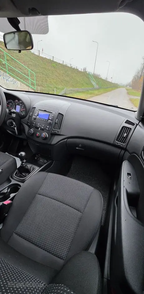 HYUNDAI I30 1.4 Base +