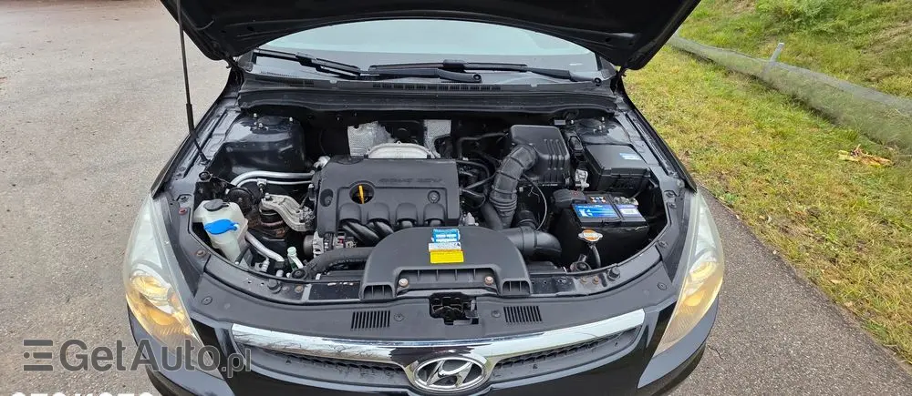 HYUNDAI I30 1.4 Base +