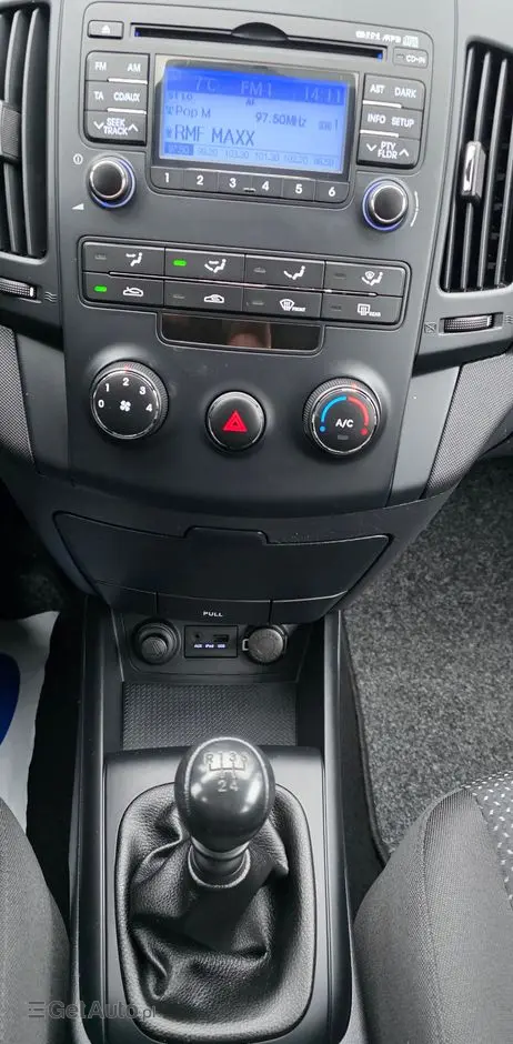 HYUNDAI I30 1.4 Base +