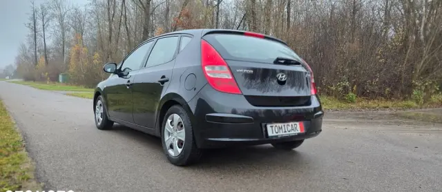 HYUNDAI I30 1.4 Base +