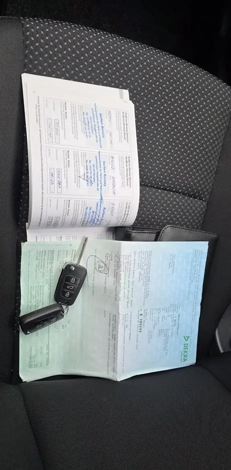 HYUNDAI I30 1.4 Base +