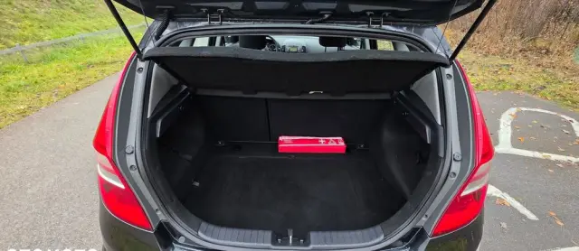 HYUNDAI I30 1.4 Base +