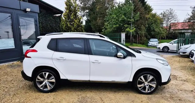 PEUGEOT 2008 1.6 VTi Allure