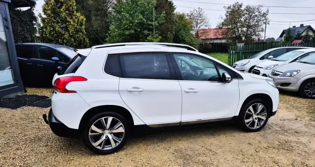 PEUGEOT 2008 1.6 VTi Allure