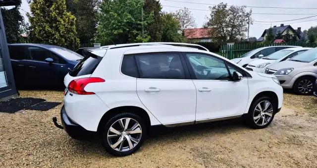 PEUGEOT 2008 1.6 VTi Allure