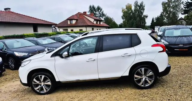 PEUGEOT 2008 1.6 VTi Allure
