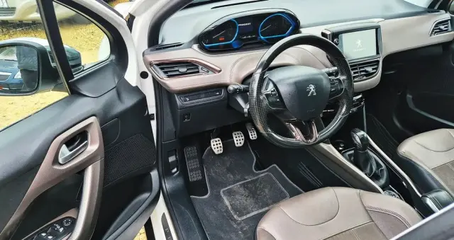 PEUGEOT 2008 1.6 VTi Allure