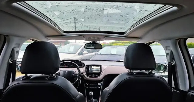 PEUGEOT 2008 1.6 VTi Allure