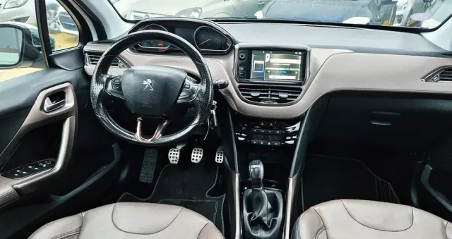 PEUGEOT 2008 1.6 VTi Allure