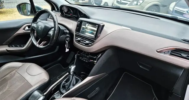 PEUGEOT 2008 1.6 VTi Allure