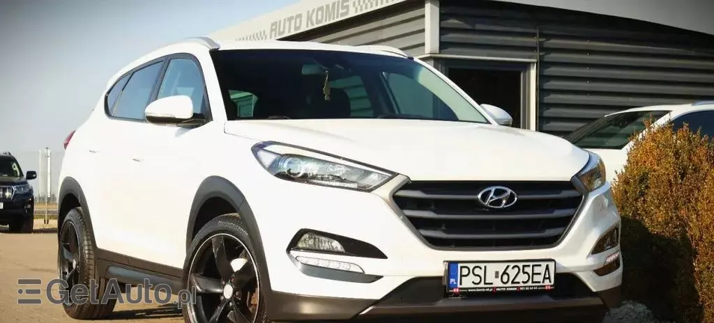 HYUNDAI Tucson 
