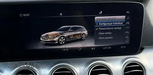 MERCEDES-BENZ Klasa E 