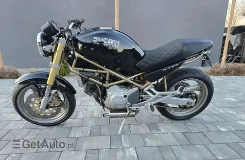 DUCATI Monster 