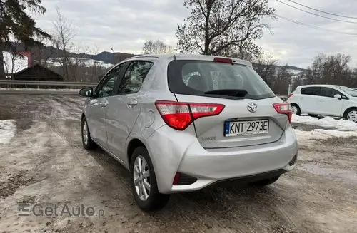 TOYOTA Yaris 