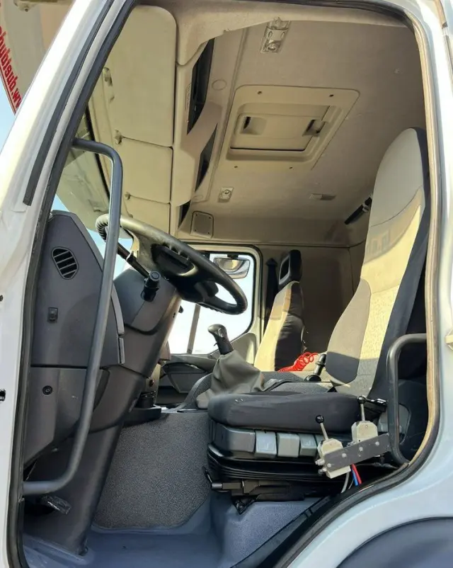 RENAULT Kerax 26.390 6x4 Mocny HDS FASSI F170 Sterowanie Radiowe 