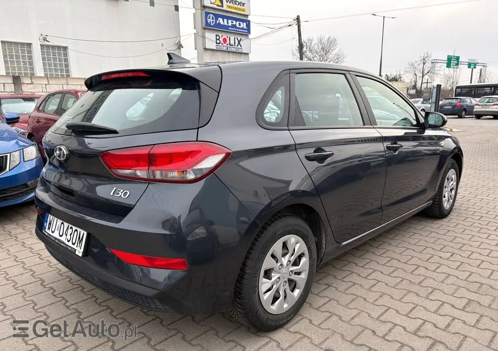 HYUNDAI I30 1.5 DPI Classic +
