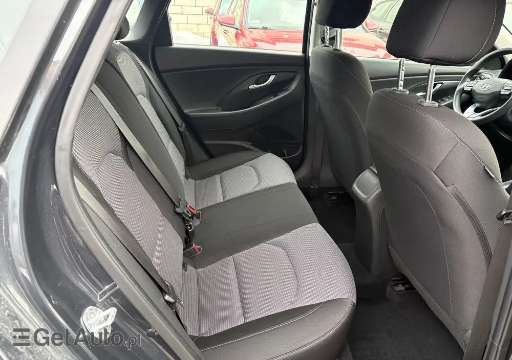 HYUNDAI I30 1.5 DPI Classic +