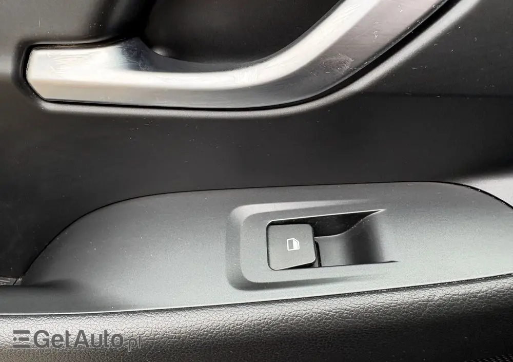 HYUNDAI I30 1.5 DPI Classic +