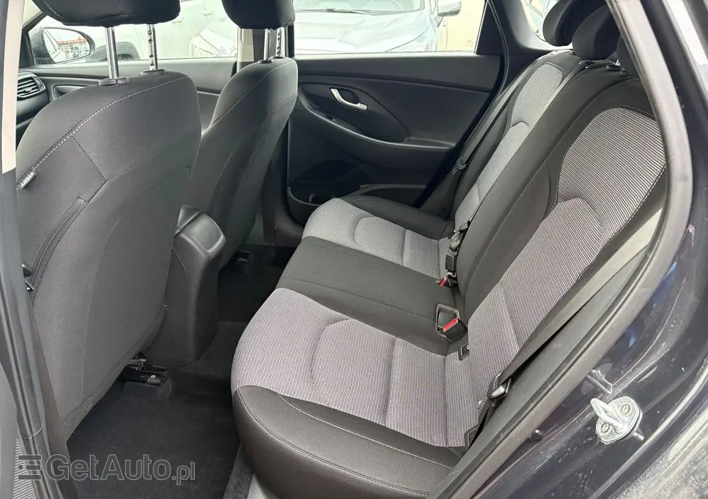 HYUNDAI I30 1.5 DPI Classic +