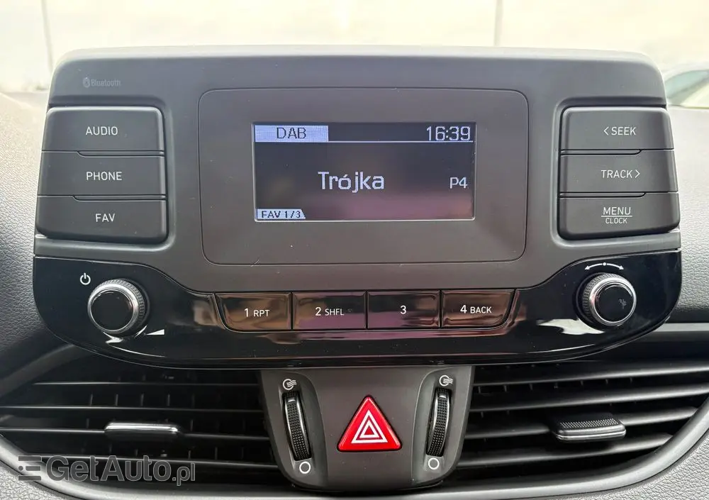 HYUNDAI I30 1.5 DPI Classic +