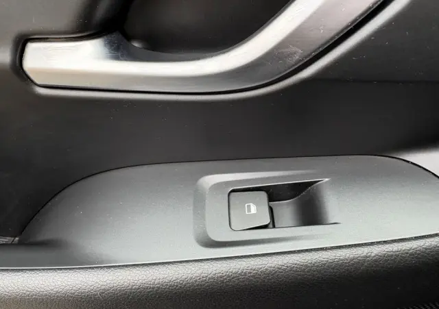 HYUNDAI I30 1.5 DPI Classic +