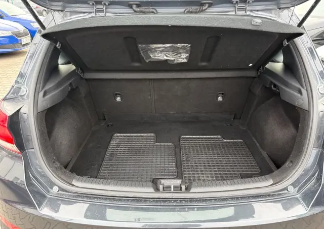 HYUNDAI I30 1.5 DPI Classic +