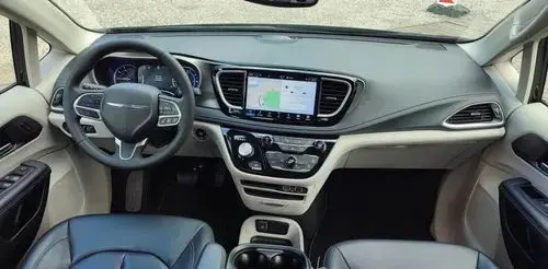 CHRYSLER Pacifica 