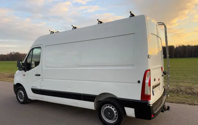 RENAULT Master 