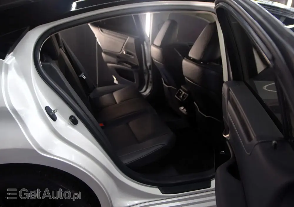 LEXUS ES 300h Business Line