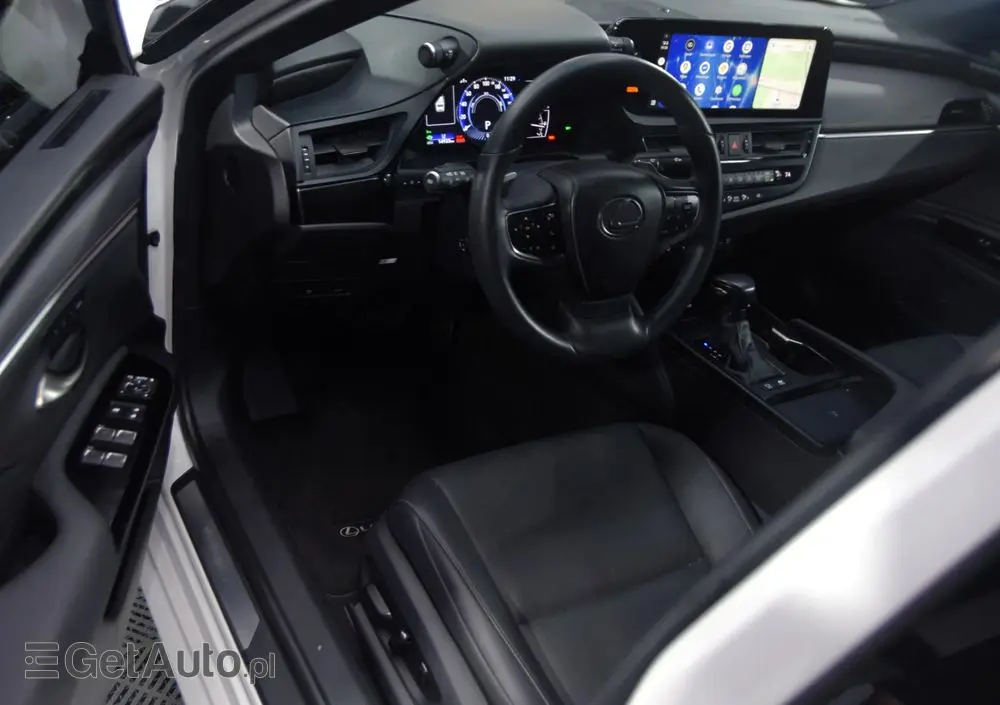 LEXUS ES 300h Business Line