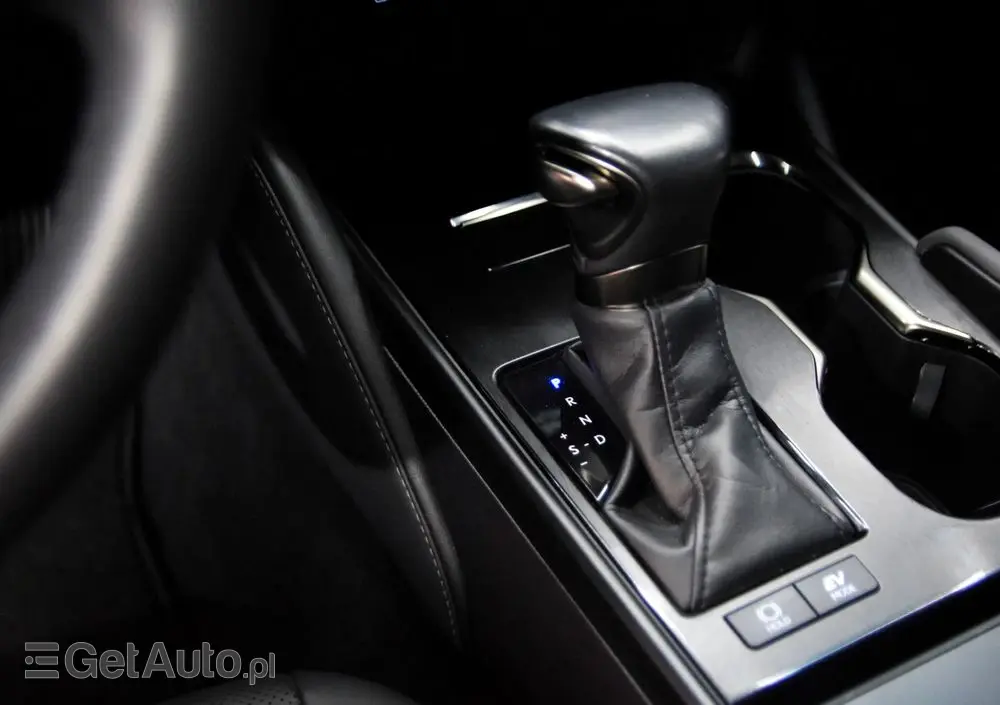 LEXUS ES 300h Business Line